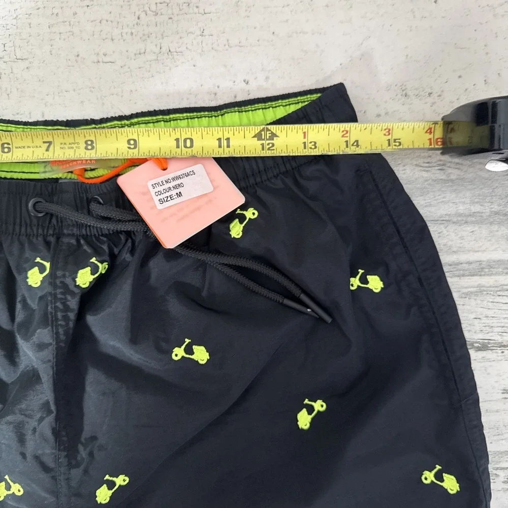 Warren Webber Beachwear Medium Bundle‎